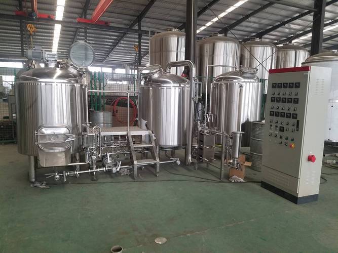 离石全套啤酒设备一套多少钱？开精酿厂到底得配齐哪些？